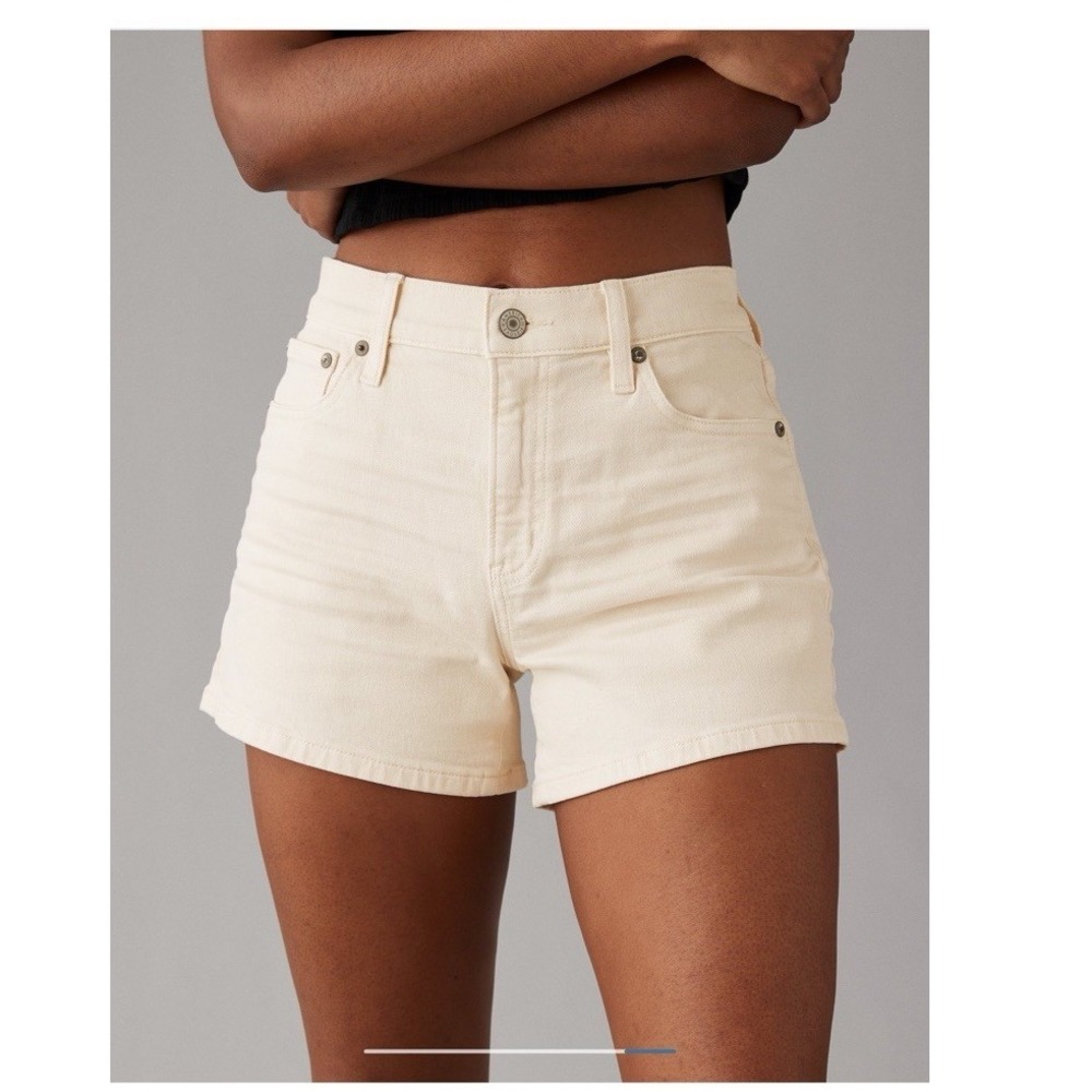 AE Stretch Super‎ High-Waisted Relaxed Short Size 12 Off White